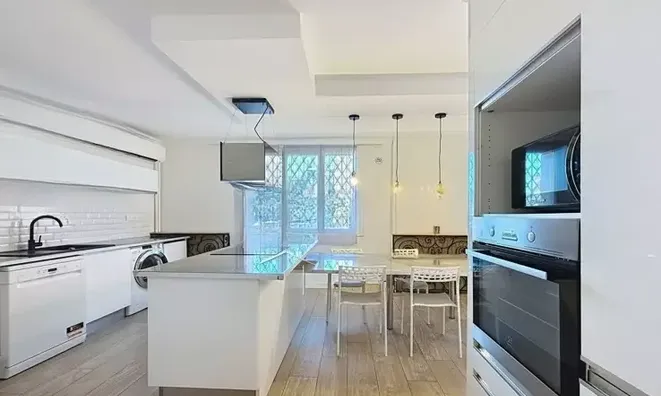 Недвижимость Villa Petit Juas: 4
