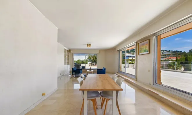 Недвижимость Villa Pointe Croisette: 11