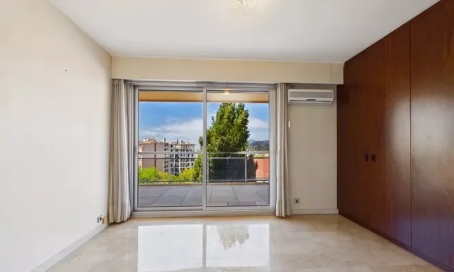Недвижимость Villa Pointe Croisette: 17