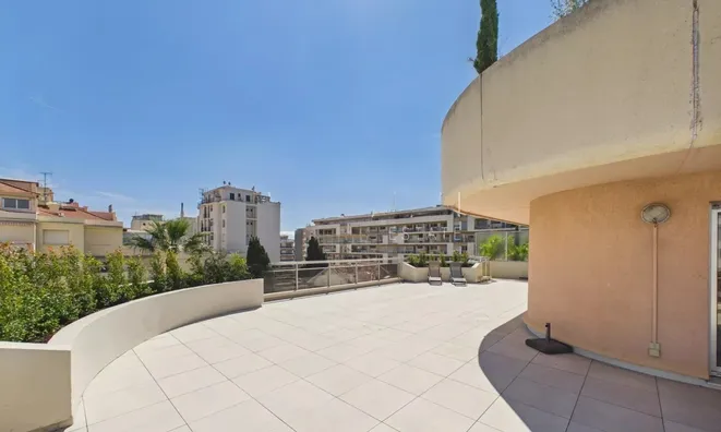 Недвижимость Villa Pointe Croisette: 34