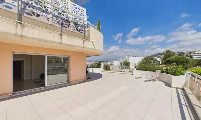 Недвижимость Villa Pointe Croisette: 35