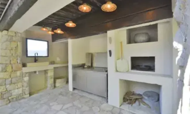 Недвижимость Villa Croix des Gardes: 3