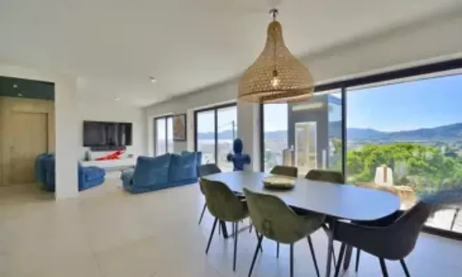 Недвижимость Villa Croix des Gardes: 15