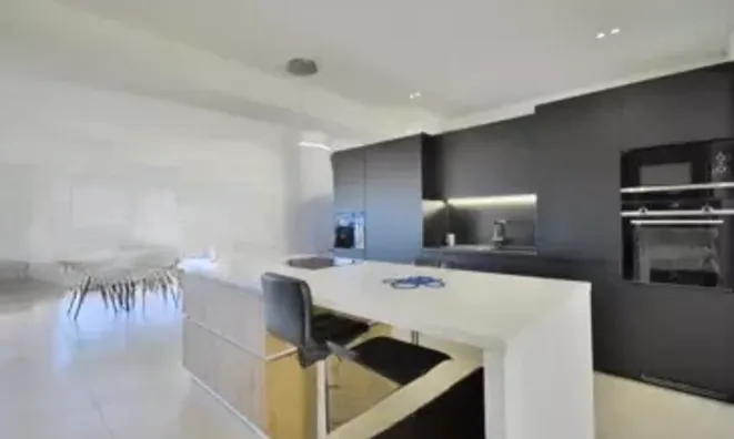 Недвижимость Villa Croix des Gardes: 18