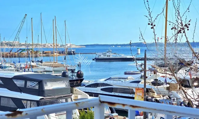 Недвижимость House Suquet Cannes: 2