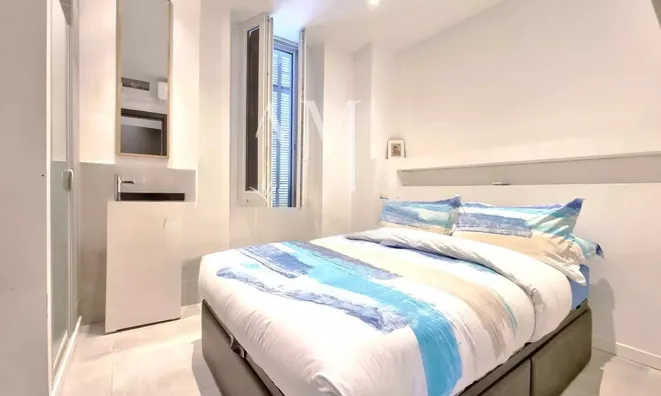 Недвижимость House Suquet Cannes: 10