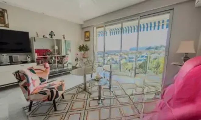 Недвижимость Villa Petit Juas: 3
