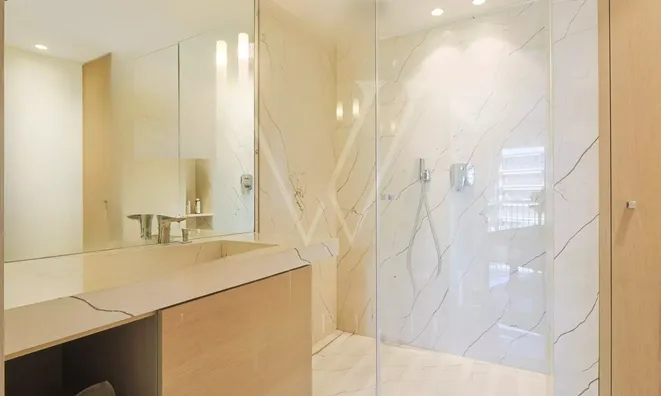 Недвижимость Property Type: Apartment  
Location: Cannes, Centre-ville 

Apartment Cannes Centre: 18