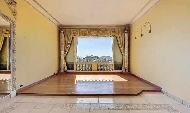 Недвижимость House Carnot: 4