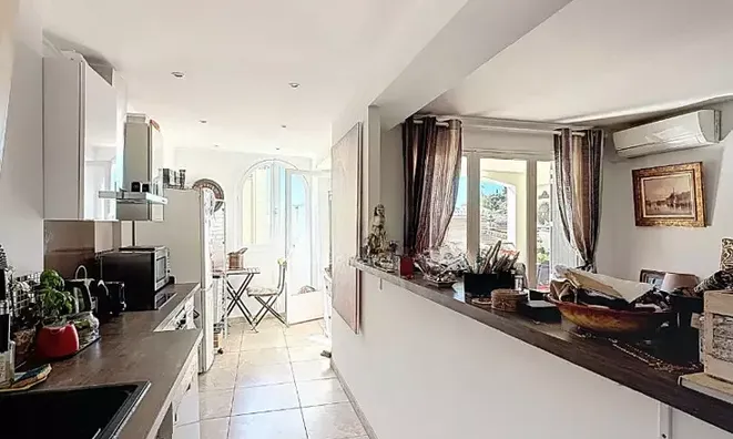 Недвижимость Villa Petit Juas: 4