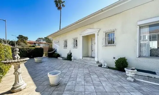 Недвижимость Villa Croix des Gardes: 4
