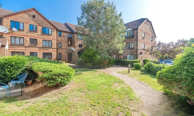 Недвижимость Deanery Close: 5