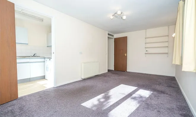 Недвижимость Deanery Close: 13