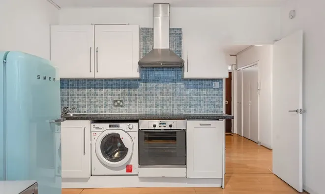 Недвижимость Pleydell Estate, Lever Street: 16
