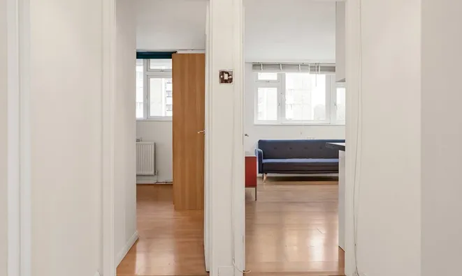 Недвижимость Pleydell Estate, Lever Street: 28
