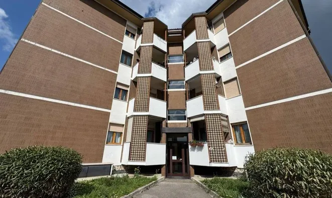 Недвижимость Трехкомнатная квартира, Центральный район, Гориция: 1