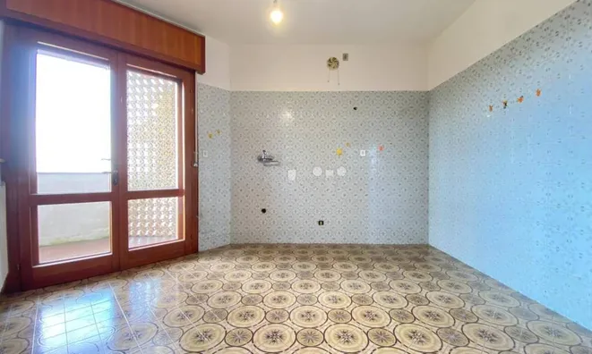 Недвижимость Трехкомнатная квартира, Центральный район, Гориция: 4