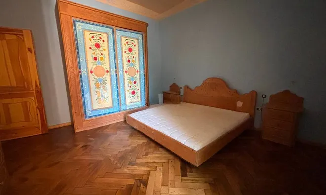 Недвижимость Квартира на ул. Карло Фаветти: 20