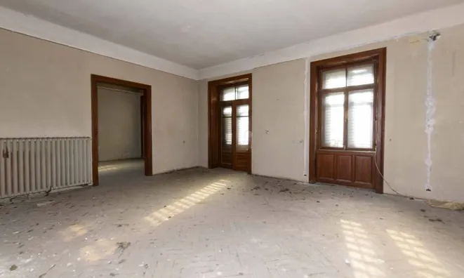 Недвижимость Квартира на улице Семинария: 11