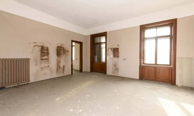 Недвижимость Квартира на улице Семинария: 13