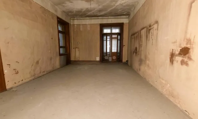 Недвижимость Квартира на улице Семинария: 16
