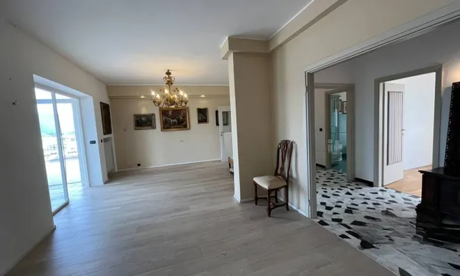 Недвижимость Четырехкомнатная на Корсо Италия: 12