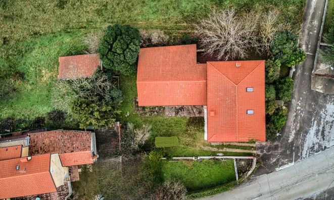 Недвижимость Дом, Брестовица при Комне, у границы с Италией: 2