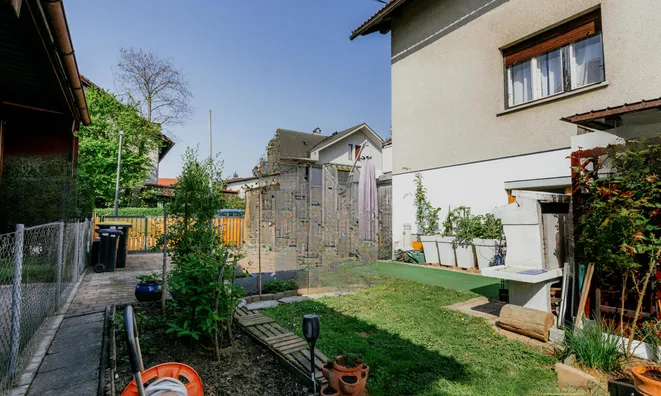 Недвижимость Четырехкомнатная квартира: 22