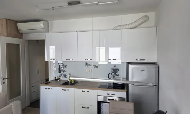 Недвижимость Квартира-студия Новая Изола: 1