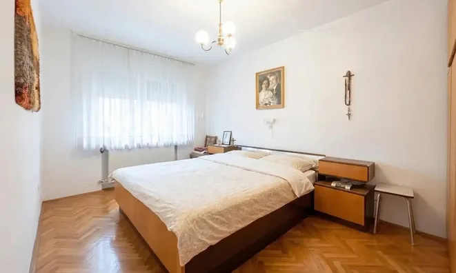 Недвижимость Спаренный дом в Новая Л. Мосте: 11