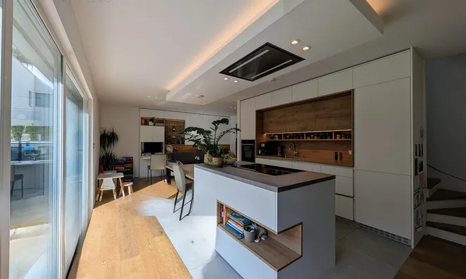 Недвижимость Дом, Шентвид, Любляна, Шишка: 1