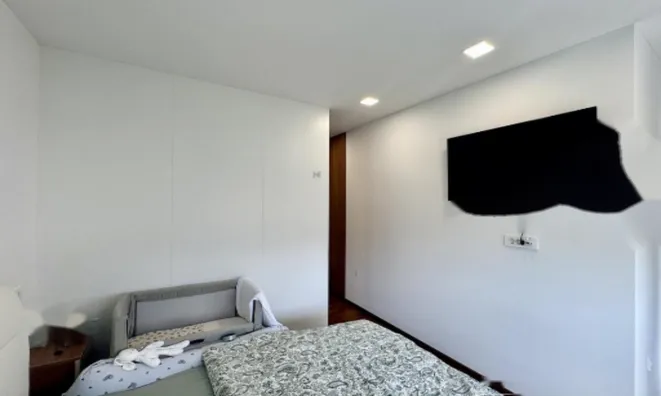 Недвижимость Трёхкомнатная квартира Завлог: 10