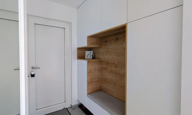 Недвижимость Дом, Шентвид, Любляна, Шишка: 2