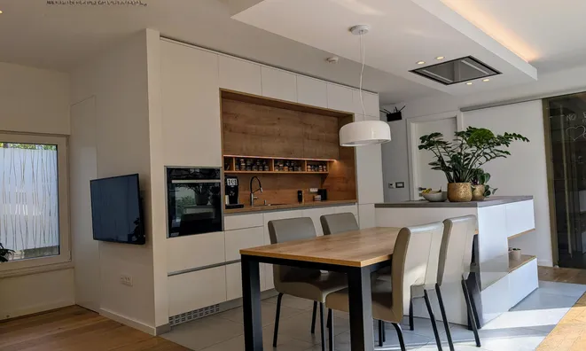 Недвижимость Дом, Шентвид, Любляна, Шишка: 7