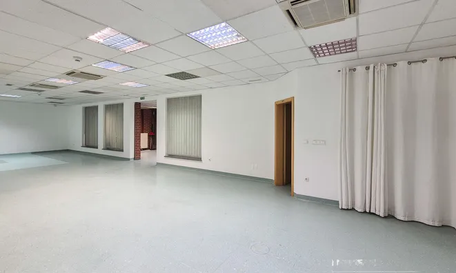 Недвижимость Коммерческое помещение Бежиград: 7