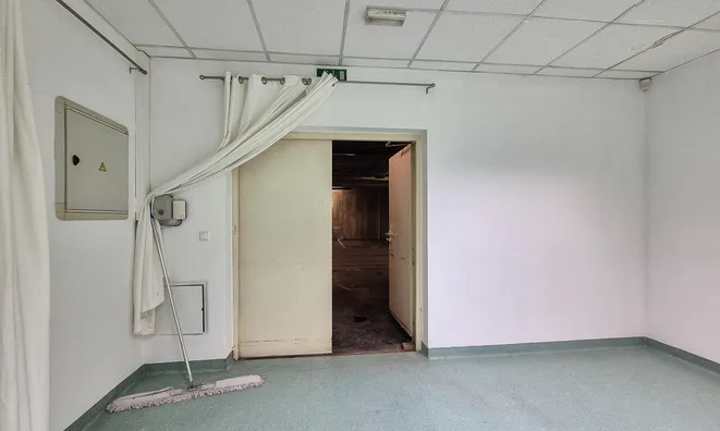 Недвижимость Коммерческое помещение Бежиград: 11