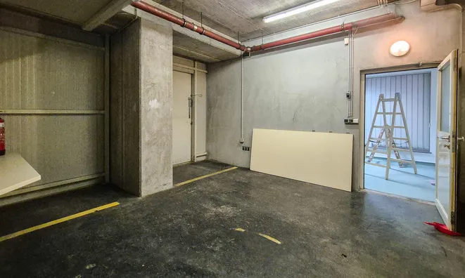 Недвижимость Коммерческое помещение Бежиград: 12