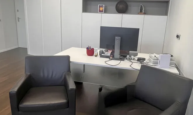 Недвижимость Офисное помещение в Мосте: 2