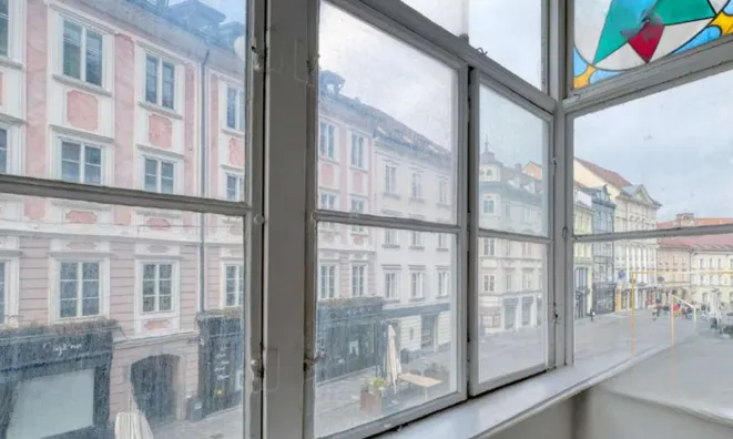 Недвижимость Офисное помещение в центре: 2