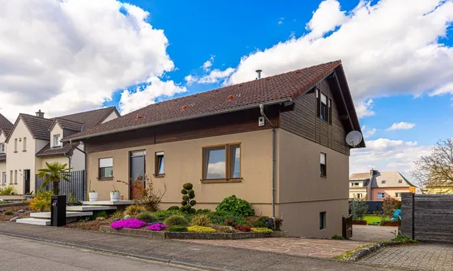 Недвижимость Detached house 4 bedrooms for sale in Schifflange: 4
