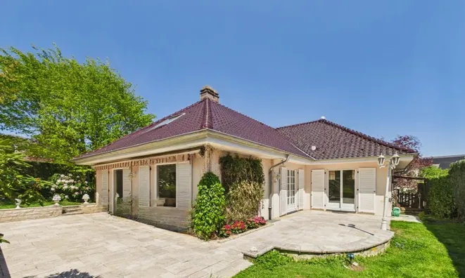 Недвижимость Detached house 4 bedrooms for sale in Garnich: 2