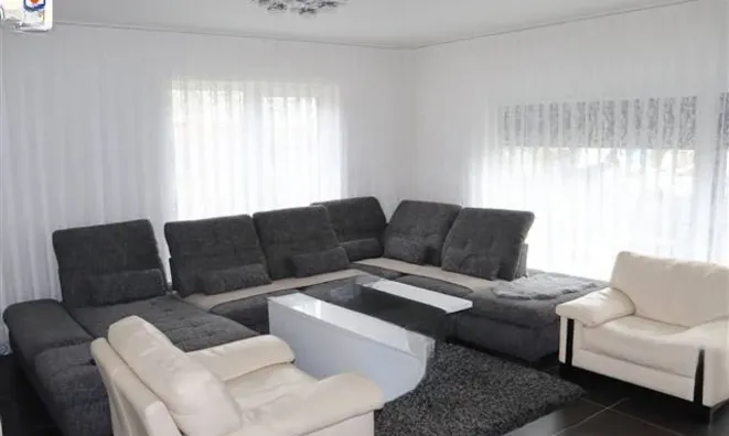 Недвижимость House 5 bedrooms for sale in Perle: 6