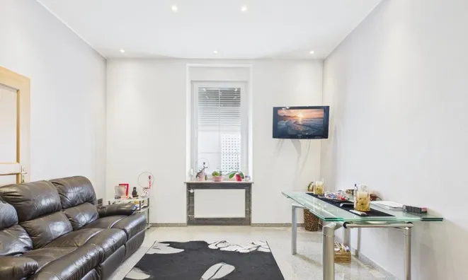 Недвижимость Duplex 4 bedrooms for sale in Colmar-Berg: 2