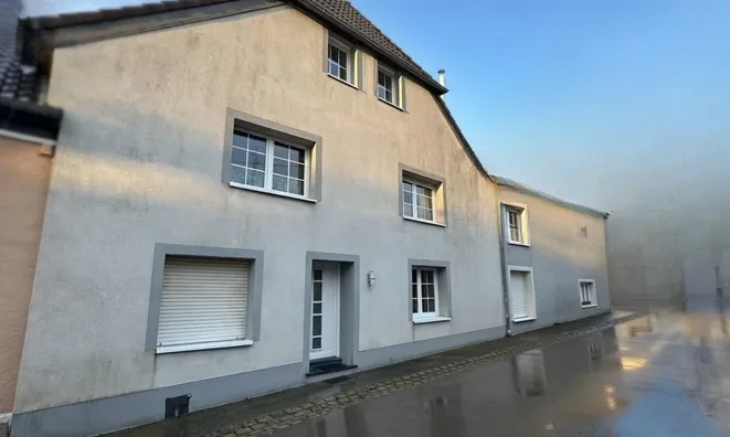 Недвижимость House 7 bedrooms for sale in Heiderscheid: 2