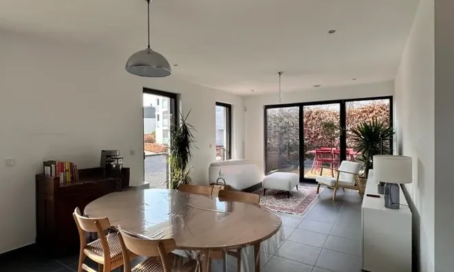 Недвижимость Ground floor 2 bedrooms for sale in Schifflange: 1