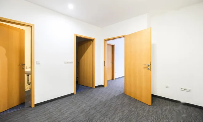 Недвижимость Офисное помещение Шишка: 9