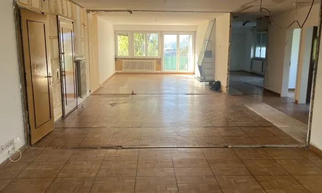 Недвижимость Apartment 8 rooms: 2