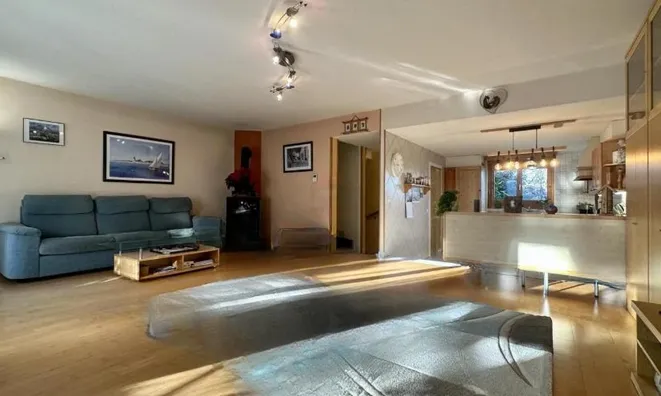 Недвижимость Row house 6 rooms: 4