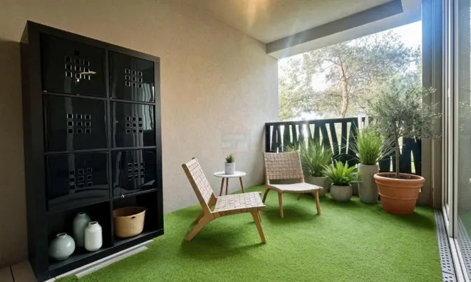 Недвижимость Apartment 4 rooms: 6