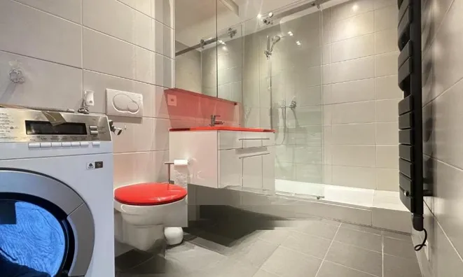 Недвижимость Apartment 4 rooms: 7